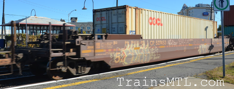 Car/wagon CP527453 right side / coté droit